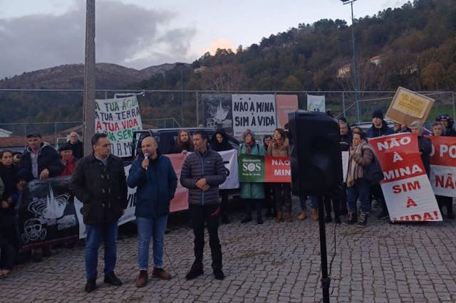 Caravana antiminas apela à suspensão dos projetos mineiros no Barroso